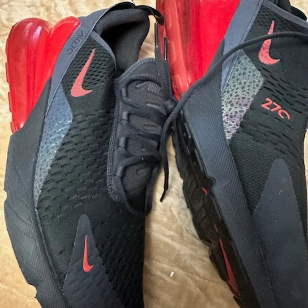 Nike Air Max - Picture 2 of 3